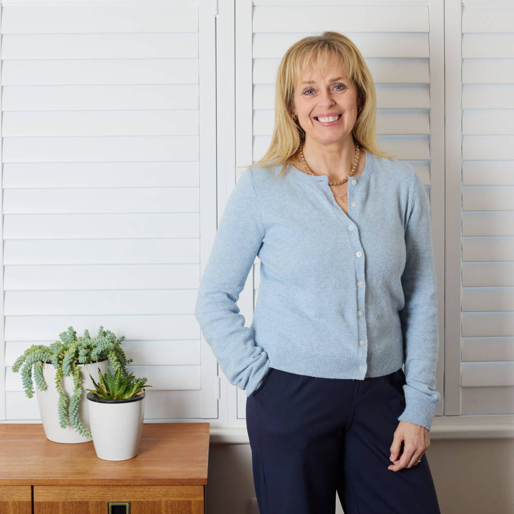 Dr Julie Hannan